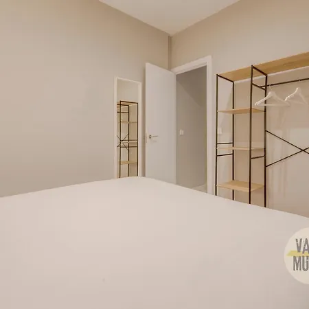 Cool Duplex Bajo Apt 7Pax Cerca De Tirso De Molina E2 Madrid Buitenkant foto